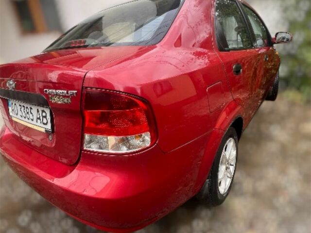 Красный Шевроле Авео, объемом двигателя 1.6 л и пробегом 230 тыс. км за 2300 $, фото 3 на Automoto.ua