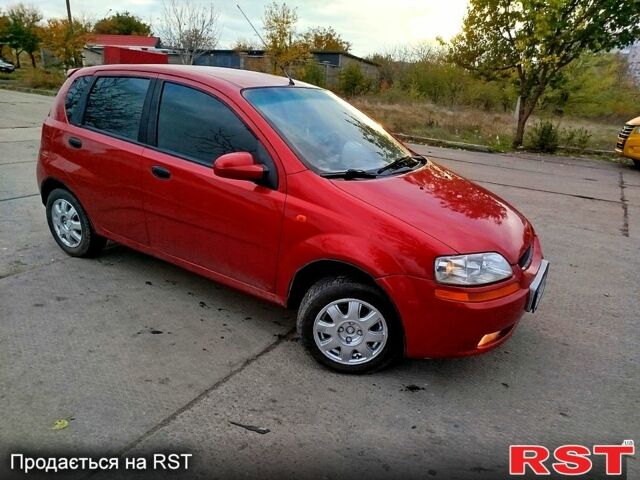 Червоний Шевроле Авео, об'ємом двигуна 1.5 л та пробігом 273 тис. км за 3700 $, фото 4 на Automoto.ua