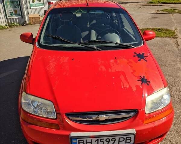 Красный Шевроле Авео, объемом двигателя 1.5 л и пробегом 190 тыс. км за 2800 $, фото 7 на Automoto.ua