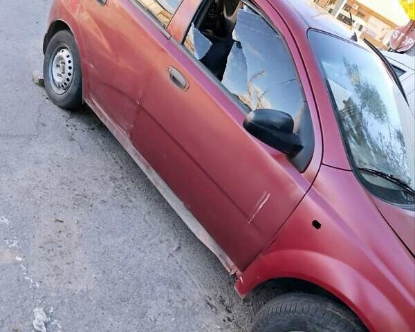 Красный Шевроле Авео, объемом двигателя 1.5 л и пробегом 1 тыс. км за 1000 $, фото 1 на Automoto.ua