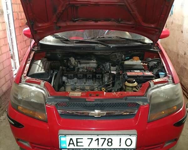 Красный Шевроле Авео, объемом двигателя 1.5 л и пробегом 135 тыс. км за 3650 $, фото 27 на Automoto.ua