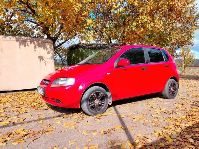 Червоний Шевроле Авео, об'ємом двигуна 1.5 л та пробігом 185 тис. км за 3500 $, фото 2 на Automoto.ua