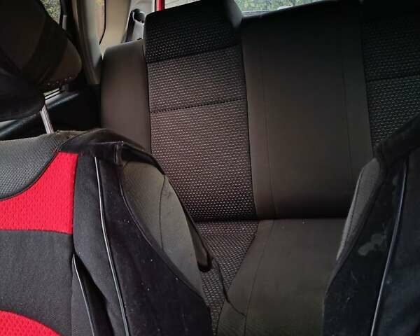 Красный Шевроле Авео, объемом двигателя 1.5 л и пробегом 135 тыс. км за 3650 $, фото 11 на Automoto.ua