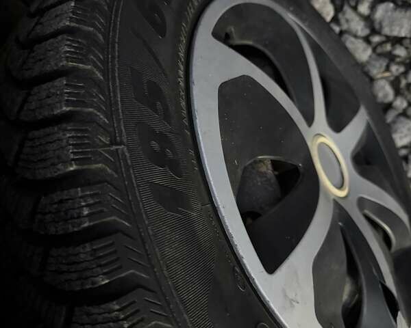 Красный Шевроле Авео, объемом двигателя 1.5 л и пробегом 290 тыс. км за 1680 $, фото 34 на Automoto.ua