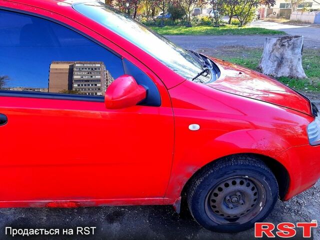 Червоний Шевроле Авео, об'ємом двигуна 1.5 л та пробігом 179 тис. км за 1700 $, фото 7 на Automoto.ua