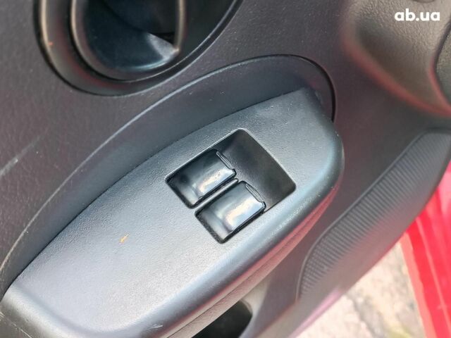 Червоний Шевроле Авео, об'ємом двигуна 1.5 л та пробігом 219 тис. км за 3990 $, фото 15 на Automoto.ua