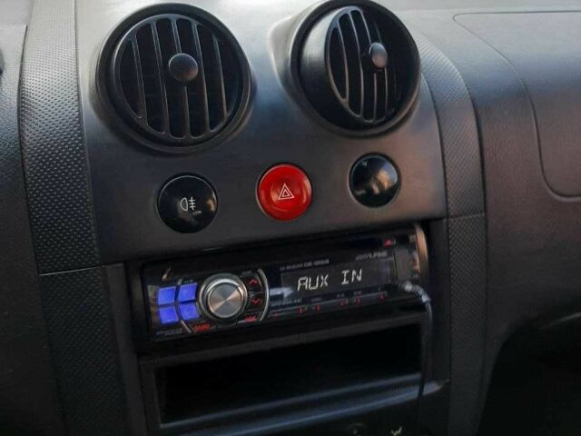 Красный Шевроле Авео, объемом двигателя 1.5 л и пробегом 179 тыс. км за 1800 $, фото 8 на Automoto.ua