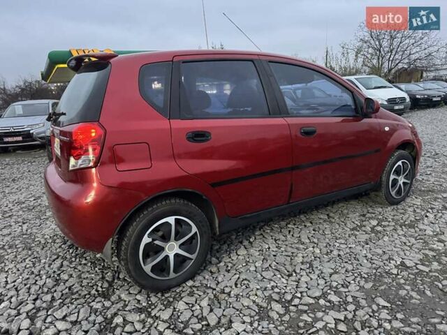 Красный Шевроле Авео, объемом двигателя 1.5 л и пробегом 290 тыс. км за 1680 $, фото 8 на Automoto.ua