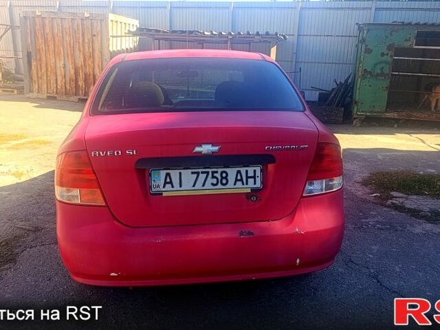 Красный Шевроле Авео, объемом двигателя 1.5 л и пробегом 350 тыс. км за 1200 $, фото 1 на Automoto.ua