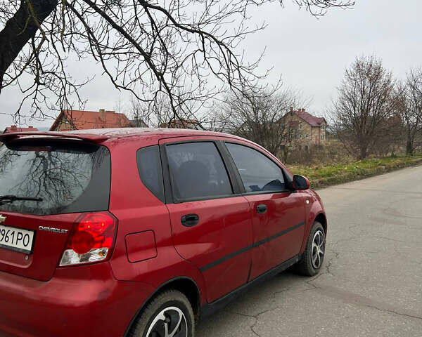 Красный Шевроле Авео, объемом двигателя 1.5 л и пробегом 222 тыс. км за 1850 $, фото 4 на Automoto.ua