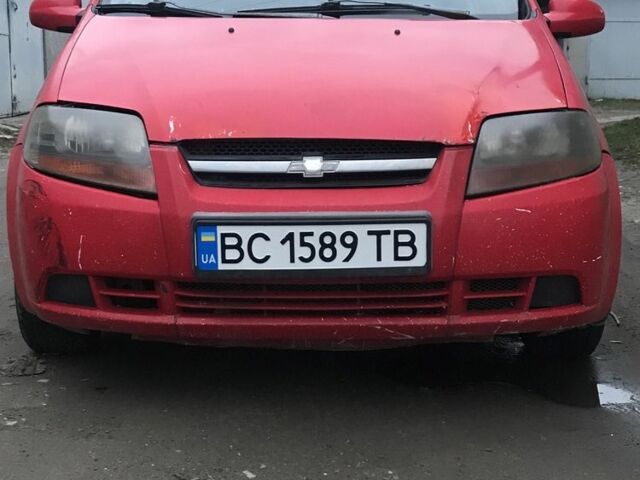 Красный Шевроле Авео, объемом двигателя 1.5 л и пробегом 280 тыс. км за 1300 $, фото 4 на Automoto.ua