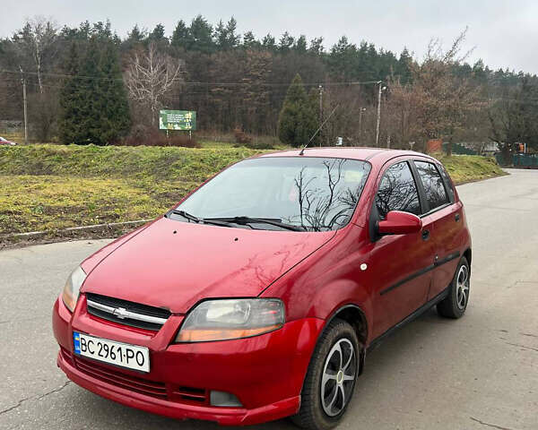 Красный Шевроле Авео, объемом двигателя 1.5 л и пробегом 222 тыс. км за 1850 $, фото 5 на Automoto.ua
