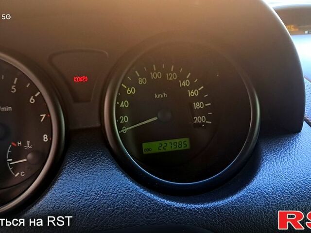 Червоний Шевроле Авео, об'ємом двигуна 1.5 л та пробігом 235 тис. км за 2800 $, фото 6 на Automoto.ua