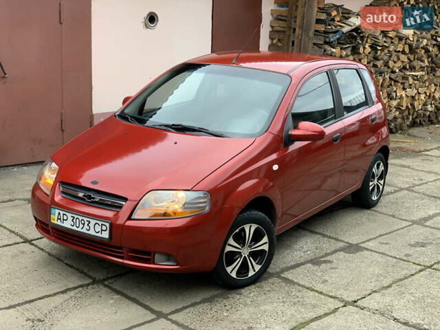 Червоний Шевроле Авео, об'ємом двигуна 1.5 л та пробігом 108 тис. км за 2950 $, фото 3 на Automoto.ua