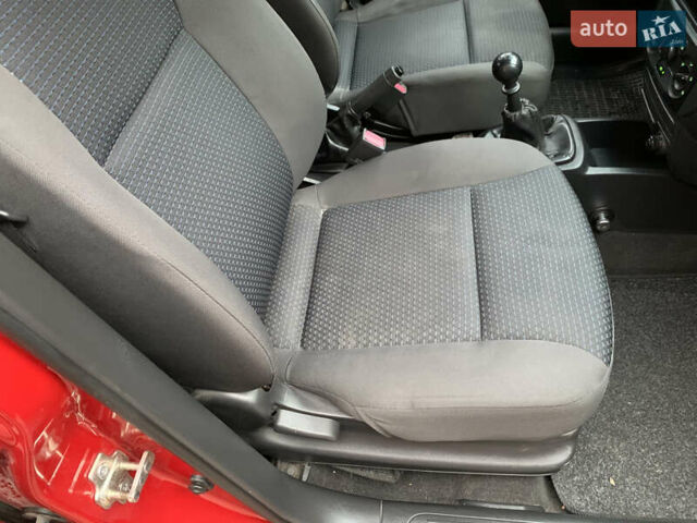 Червоний Шевроле Авео, об'ємом двигуна 1.5 л та пробігом 108 тис. км за 2950 $, фото 56 на Automoto.ua