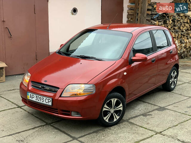 Червоний Шевроле Авео, об'ємом двигуна 1.5 л та пробігом 108 тис. км за 2950 $, фото 6 на Automoto.ua