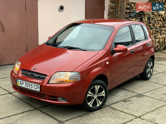 Червоний Шевроле Авео, об'ємом двигуна 1.5 л та пробігом 108 тис. км за 2950 $, фото 1 на Automoto.ua