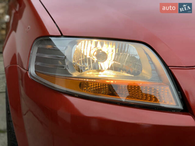 Червоний Шевроле Авео, об'ємом двигуна 1.5 л та пробігом 108 тис. км за 2950 $, фото 19 на Automoto.ua