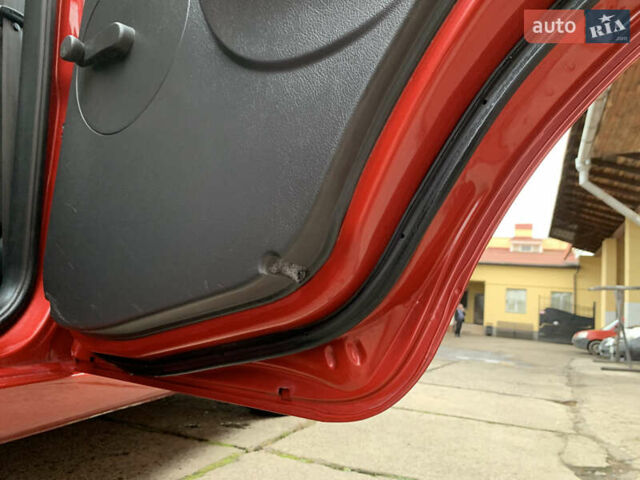 Червоний Шевроле Авео, об'ємом двигуна 1.5 л та пробігом 108 тис. км за 2950 $, фото 45 на Automoto.ua