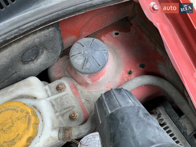 Червоний Шевроле Авео, об'ємом двигуна 1.5 л та пробігом 108 тис. км за 2950 $, фото 49 на Automoto.ua