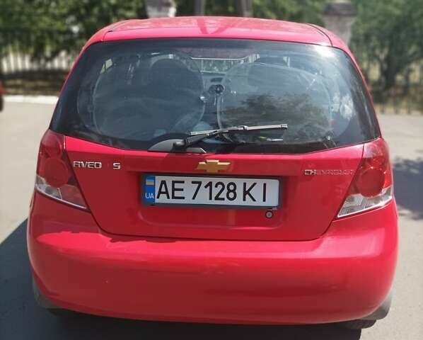 Красный Шевроле Авео, объемом двигателя 1.5 л и пробегом 127 тыс. км за 3777 $, фото 3 на Automoto.ua