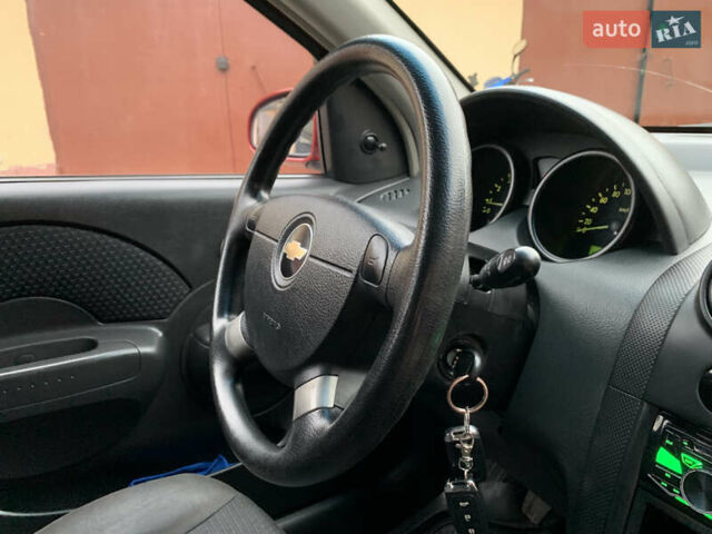 Червоний Шевроле Авео, об'ємом двигуна 1.5 л та пробігом 108 тис. км за 2950 $, фото 62 на Automoto.ua