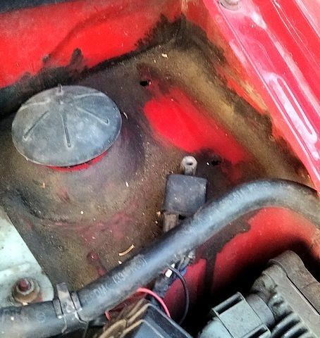 Красный Шевроле Авео, объемом двигателя 1.5 л и пробегом 335 тыс. км за 3500 $, фото 5 на Automoto.ua