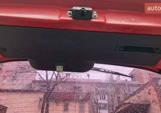 Красный Шевроле Авео, объемом двигателя 1.5 л и пробегом 177 тыс. км за 5500 $, фото 23 на Automoto.ua