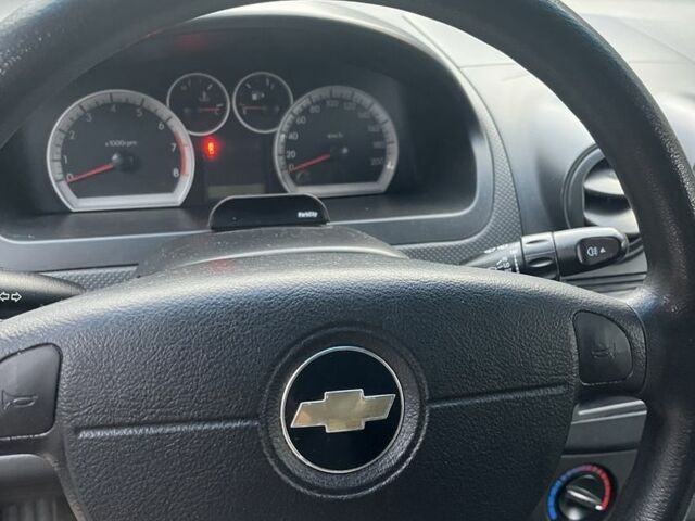 Шевроле Авео 2008 в Запорожье на Automoto.ua Красный Шевроле Авео, объемом двигателя 1.5 л и пробегом 207 тыс. км за 4100 $, фото 9 на Automoto.ua