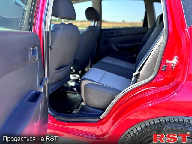 Красный Шевроле Авео, объемом двигателя 1.5 л и пробегом 127 тыс. км за 5800 $, фото 12 на Automoto.ua