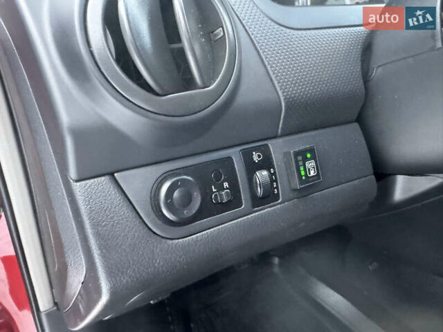 Красный Шевроле Авео, объемом двигателя 1.5 л и пробегом 173 тыс. км за 5200 $, фото 23 на Automoto.ua