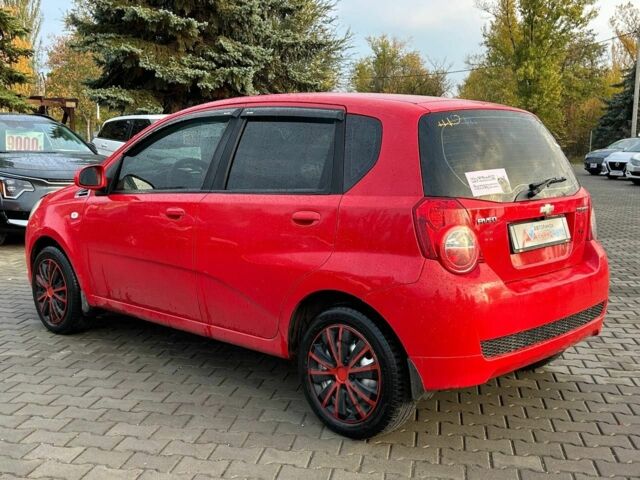 Красный Шевроле Авео, объемом двигателя 1.2 л и пробегом 240 тыс. км за 3999 $, фото 4 на Automoto.ua