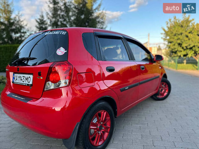 Красный Шевроле Авео, объемом двигателя 1.5 л и пробегом 191 тыс. км за 3500 $, фото 10 на Automoto.ua