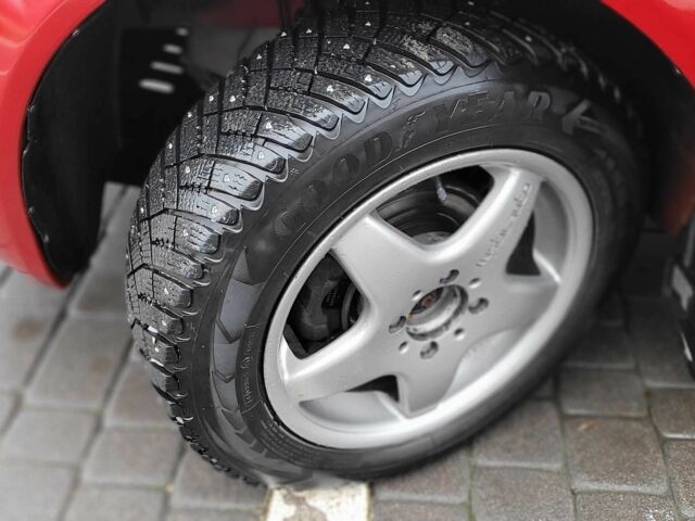 Красный Шевроле Авео, объемом двигателя 1.5 л и пробегом 220 тыс. км за 3650 $, фото 4 на Automoto.ua