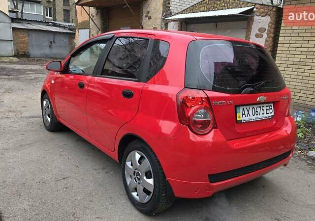 Красный Шевроле Авео, объемом двигателя 1.5 л и пробегом 177 тыс. км за 5500 $, фото 12 на Automoto.ua