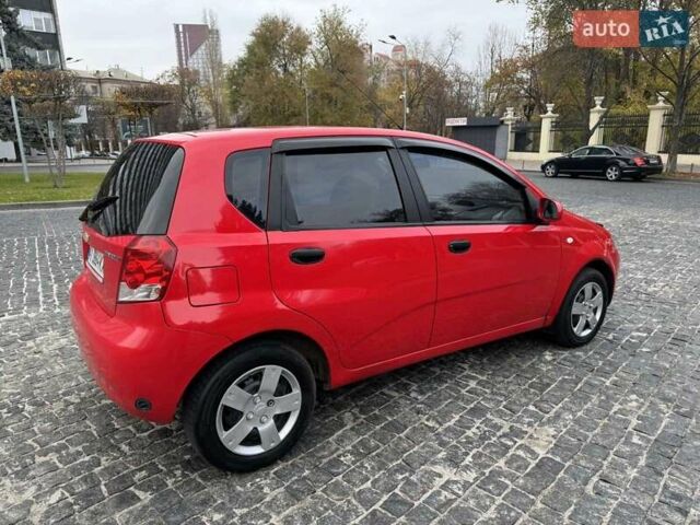 Червоний Шевроле Авео, об'ємом двигуна 1.5 л та пробігом 210 тис. км за 2999 $, фото 5 на Automoto.ua