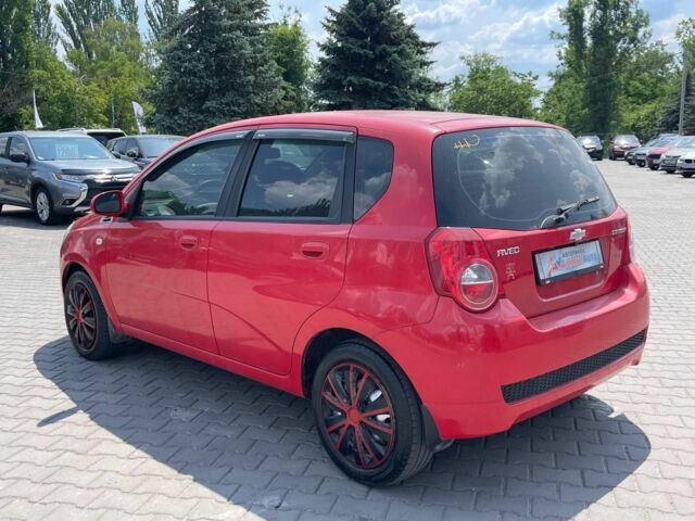 Красный Шевроле Авео, объемом двигателя 1.2 л и пробегом 220 тыс. км за 4000 $, фото 4 на Automoto.ua