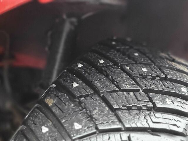 Красный Шевроле Авео, объемом двигателя 1.5 л и пробегом 220 тыс. км за 3650 $, фото 6 на Automoto.ua