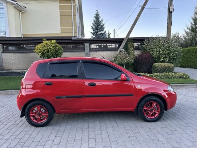 Червоний Шевроле Авео, об'ємом двигуна 1.5 л та пробігом 191 тис. км за 3500 $, фото 5 на Automoto.ua
