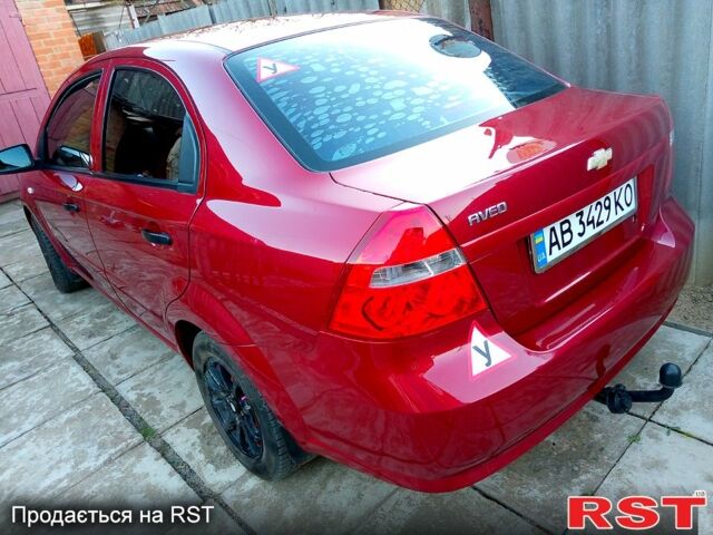 Червоний Шевроле Авео, об'ємом двигуна 1.5 л та пробігом 103 тис. км за 3500 $, фото 1 на Automoto.ua