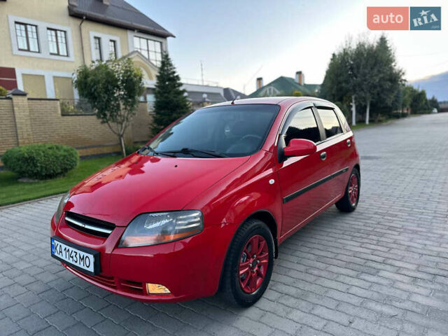Красный Шевроле Авео, объемом двигателя 1.5 л и пробегом 191 тыс. км за 3500 $, фото 28 на Automoto.ua