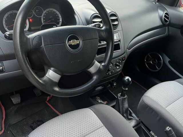 Шевроле Авео 2008 в Запорожье на Automoto.ua Красный Шевроле Авео, объемом двигателя 1.5 л и пробегом 207 тыс. км за 4100 $, фото 8 на Automoto.ua