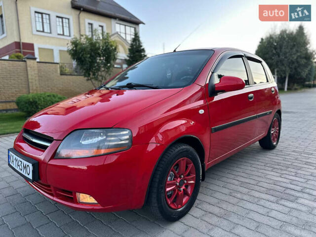 Красный Шевроле Авео, объемом двигателя 1.5 л и пробегом 191 тыс. км за 3500 $, фото 25 на Automoto.ua