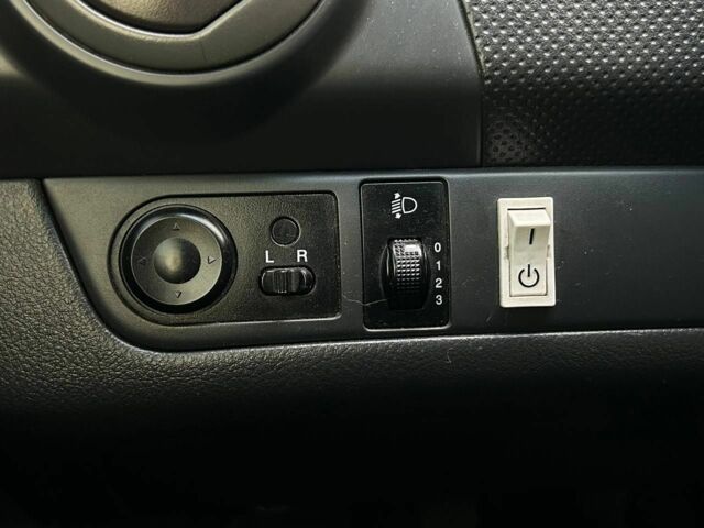 Красный Шевроле Авео, объемом двигателя 1.2 л и пробегом 240 тыс. км за 3999 $, фото 13 на Automoto.ua