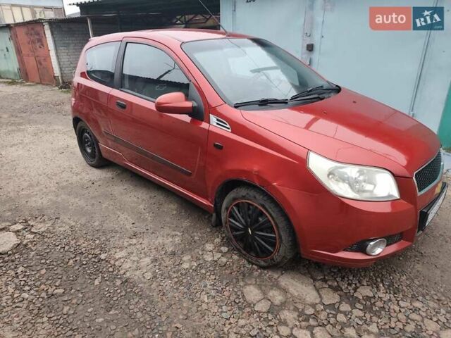 Красный Шевроле Авео, объемом двигателя 1.5 л и пробегом 125 тыс. км за 2900 $, фото 5 на Automoto.ua