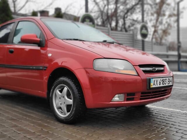 Красный Шевроле Авео, объемом двигателя 1.5 л и пробегом 220 тыс. км за 3650 $, фото 13 на Automoto.ua