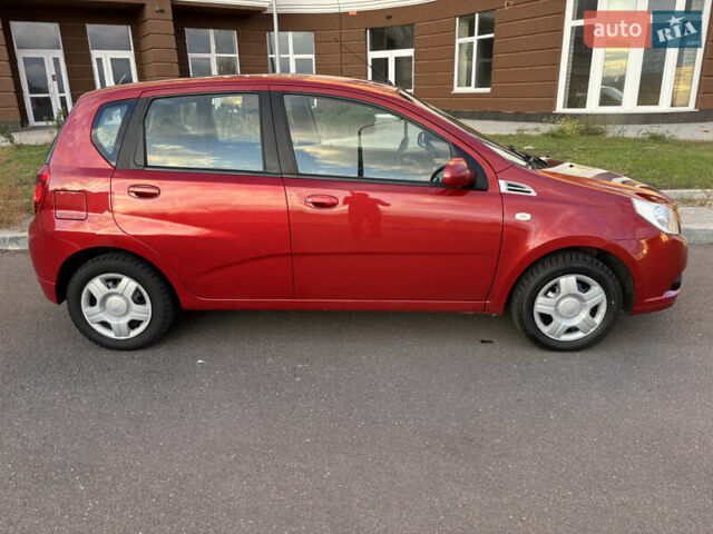 Червоний Шевроле Авео, об'ємом двигуна 1.21 л та пробігом 185 тис. км за 3700 $, фото 4 на Automoto.ua