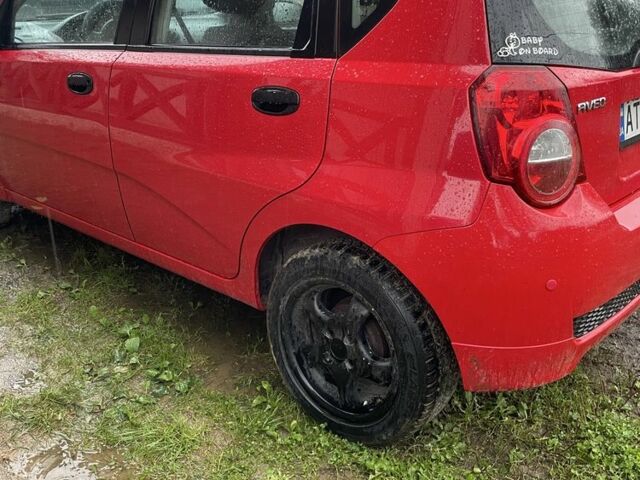 Красный Шевроле Авео, объемом двигателя 1.2 л и пробегом 129 тыс. км за 3500 $, фото 4 на Automoto.ua