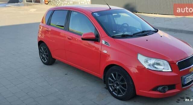 Красный Шевроле Авео, объемом двигателя 1.2 л и пробегом 187 тыс. км за 3500 $, фото 5 на Automoto.ua