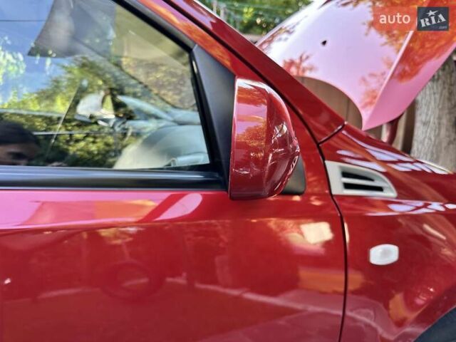 Красный Шевроле Авео, объемом двигателя 1.5 л и пробегом 137 тыс. км за 5500 $, фото 21 на Automoto.ua